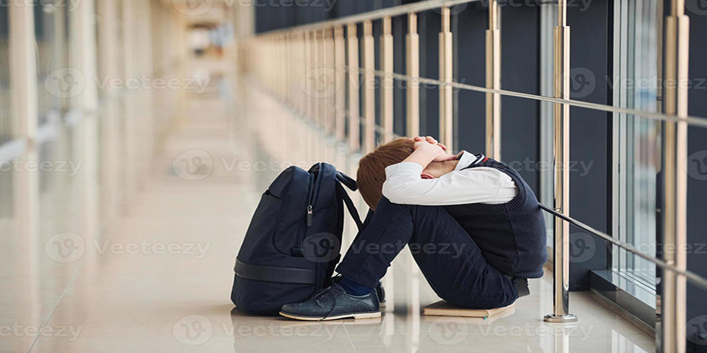 افزایش اضطراب و افسردگی در میان دانشآموزان بروجن و نبود خدمات مشاورهای کافی