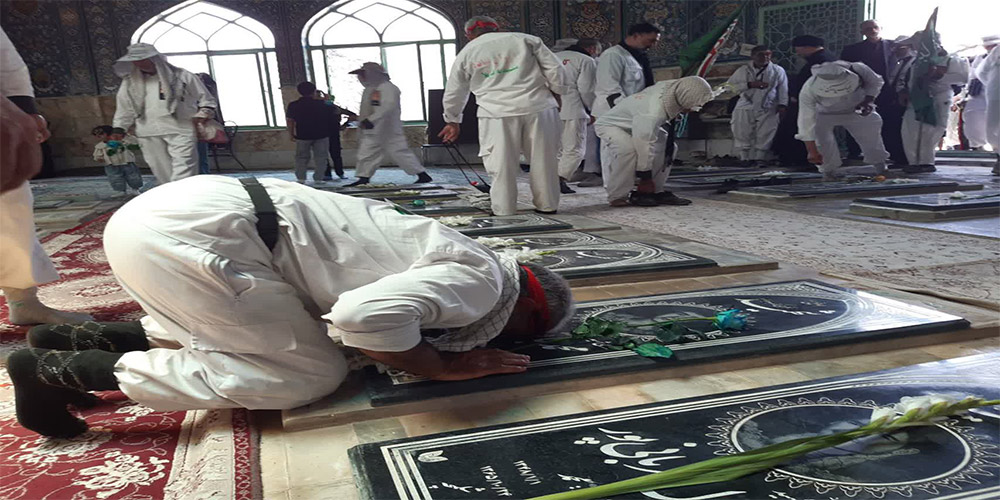 زائر کاروان پیاده